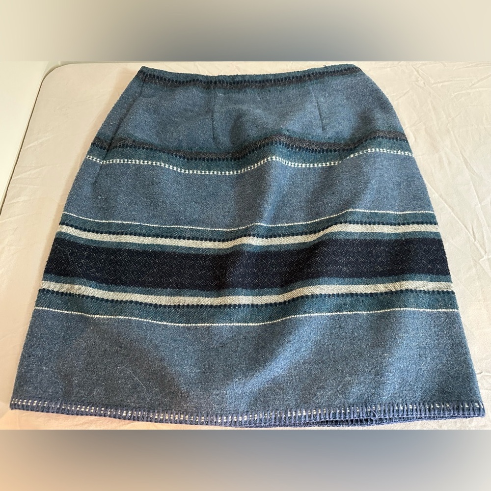 Express Blue Striped Mini Skirt - Picture 3 of 5